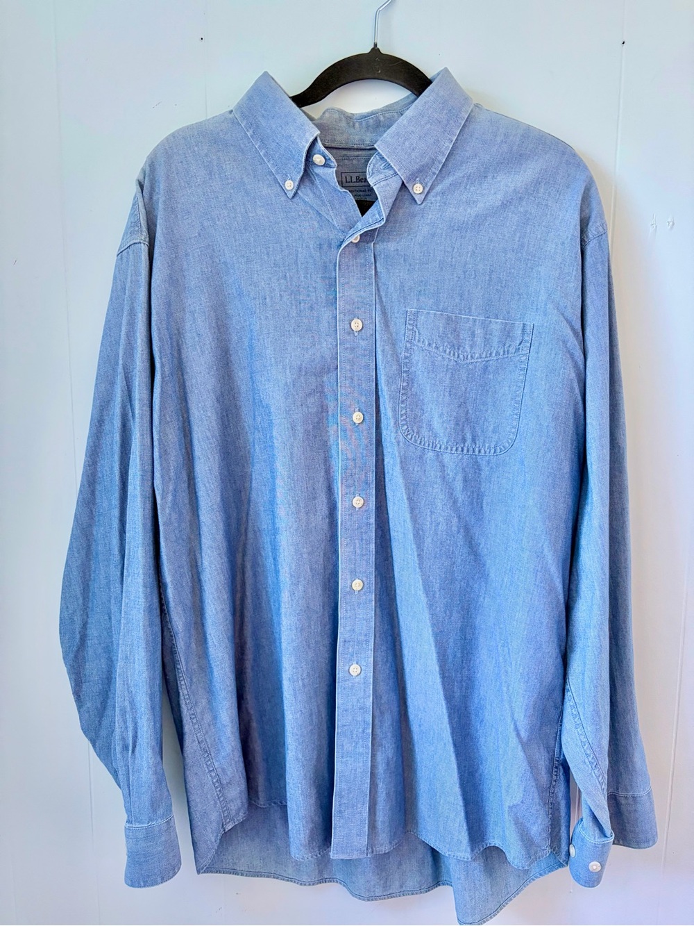 Vintage L.L. Bean Light Blue Chambray Button-Down Oxford Shirt L